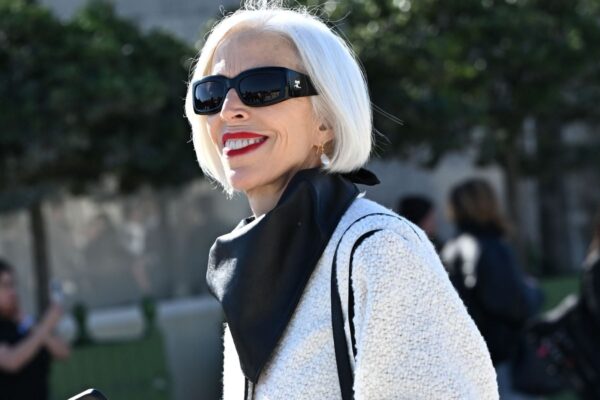 Hairdressers are formal: here is the best haircut for gray hair after 50